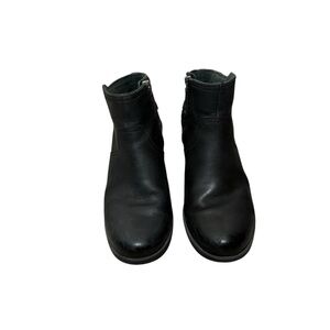 Teva Foxy Black Zip Close Leather Ankle Boot Bootie Size 8.5
